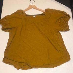 Puffy short sleeve Old Navy top